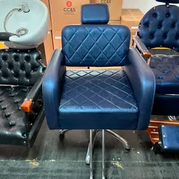 OUTLET - Cadeira de Cabeleireiro Bérgamo Encosto Fixo - Pentapé